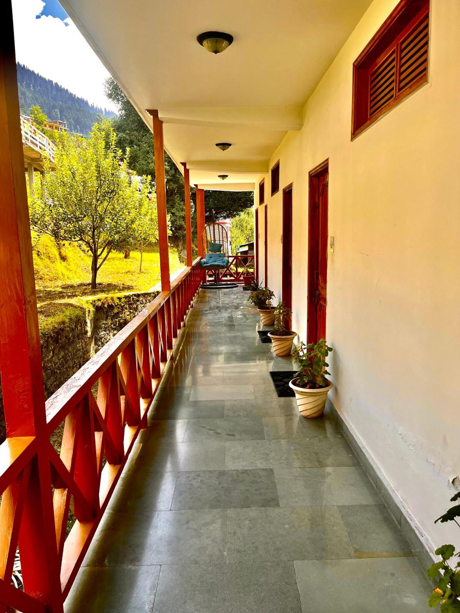 Sita Hotel & Cottage, Manali - A Boutique Wellness Hotel Bagian luar foto